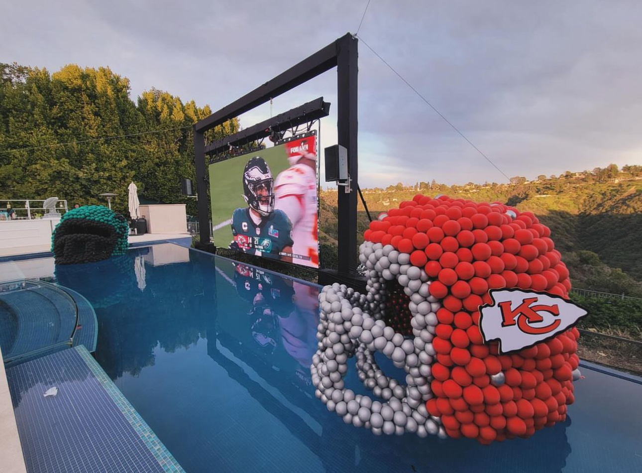 Sports and entertainment LED display